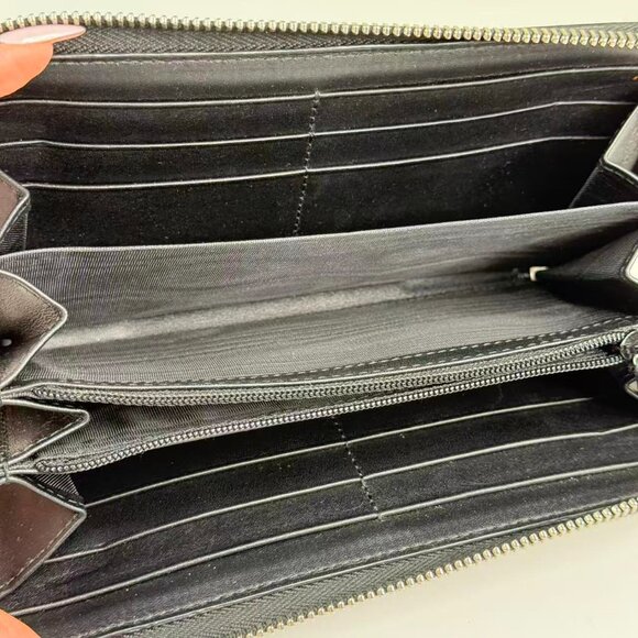 Gucci GG Logo Supreme Limited Edition Wallet with Snake Design - Picture 8 of 8